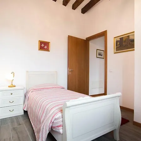 Nuovo Restaurato Con Vista